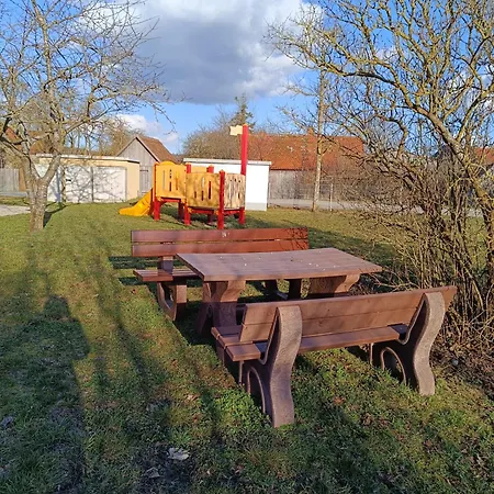 Mitteldachstetten, Ruhige Lage, Kostenlos Parken, Wlan Free * 오베르다슈스테튼